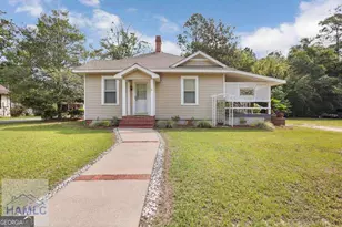 661 E Plum St, Jesup, GA 31546 - Photo 1