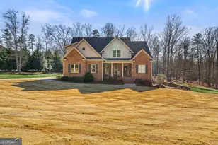 263 Woodmont Dr, Cornelia, GA 30531 - Photo 3