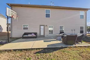 197 Stocks Cir, West Point, GA 31833 - Photo 3