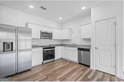 1677 Vernon Boulevard, Decatur, GA 30035 - Photo 7