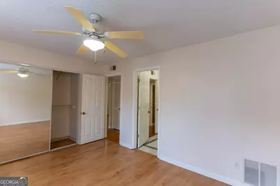 4266 Roswell Road NE #K2, Atlanta, GA 30342 - Photo 9