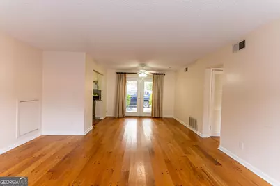 4266 Roswell Road NE #K2, Atlanta, GA 30342 - Photo 3