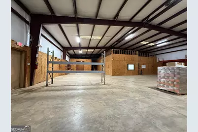 107 Corporate Park East Drive, Lagrange, GA 30241 - Photo 3