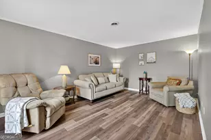 301 Lake Front Dr, Warner Robins, GA 31088 - Photo 7