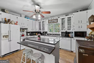 2037 Jeff Davis Road, Thomaston, GA 30286 - Photo 13