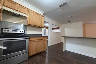 44 E Plum St, Hazlehurst, GA 31539 - Photo 9