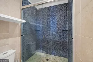 3334 Peachtree Rd NE, Atlanta, GA 30326 - Photo 23