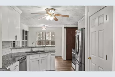 192 Duncans Mill Drive, Locust Grove, GA 30248 - Photo 5