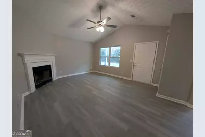 90 Crystal Brook, Griffin, GA 30223 - Photo 3