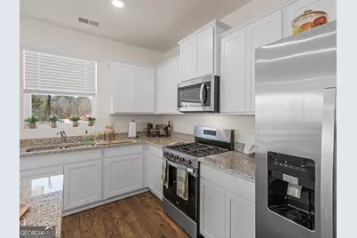 608 Kimberwick Drive, Locust Grove, GA 30248 - Photo 17