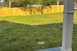 6102 Worsham St NE, Covington, GA 30014 - Photo 3