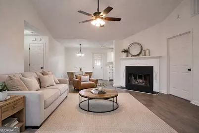 109 Carols Lane, Locust Grove, GA 30248 - Photo 3