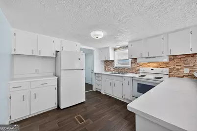 133 Princeton Drive NE, Milledgeville, GA 31061 - Photo 13