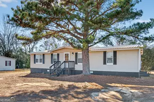 133 Princeton Dr NE, Milledgeville, GA 31061 - Photo 1