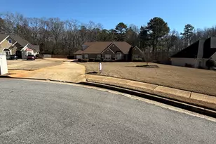 485 Glouchester Dr, Locust Grove, GA 30248 - Photo 3