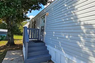 4255 Smokecreek Pkwy, Snellville, GA 30039 - Photo 3