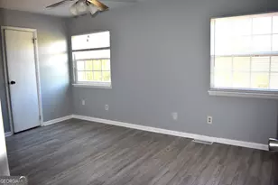 912 Pineland Ave, Hinesville, GA 31313 - Photo 7