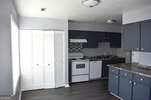 912 Pineland Ave, Hinesville, GA 31313 - Photo 3