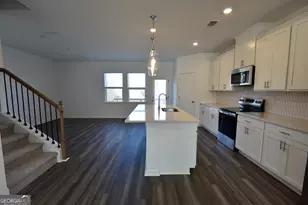 2839 Rosehall Way, Lawrenceville, GA 30044 - Photo 7