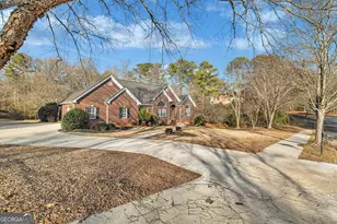 1064 Crown River Pkwy, McDonough, GA 30252 - Photo 1