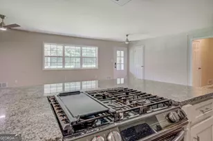 635 Jackson Lake Rd, Mansfield, GA 30055 - Photo 23