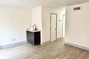 561 Northridge Crossing Dr, Sandy Springs, GA 30350 - Photo 7