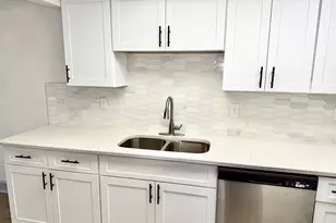 561 Northridge Crossing Dr, Sandy Springs, GA 30350 - Photo 5