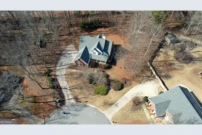 1000 Holcomb Ct, Bogart, GA 30622 - Photo 5