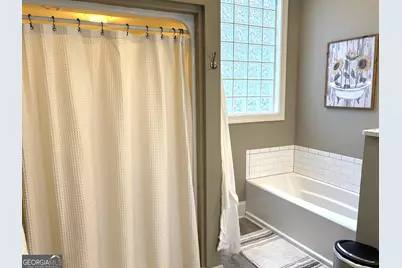 303 Winchester Court, Dublin, GA 31021 - Photo 19