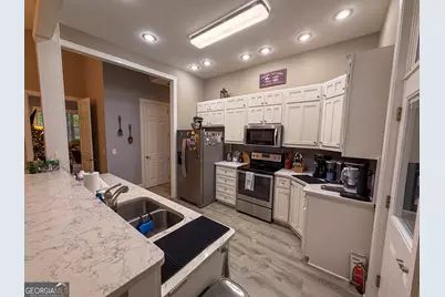 303 Winchester Court, Dublin, GA 31021 - Photo 15