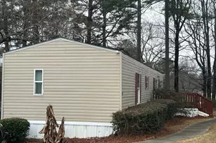 4255 Smokecreek Pkwy, Snellville, GA 30039 - Photo 3