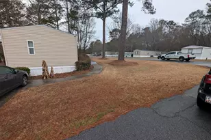 4255 Smokecreek Pkwy, Snellville, GA 30039 - Photo 9