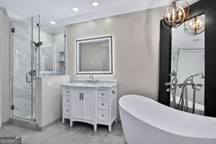 42 Chaucer St, Savannah, GA 31410 - Photo 29