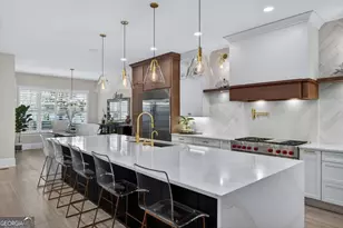 42 Chaucer St, Savannah, GA 31410 - Photo 7