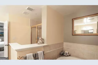 4002 Edgewood Court, Marietta, GA 30068 - Photo 5