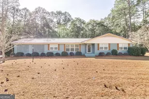 19 Mansfield Dr, Hawkinsville, GA 31036 - Photo 1