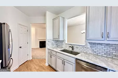 6243 Shoreview Circle, Flowery Branch, GA 30542 - Photo 13