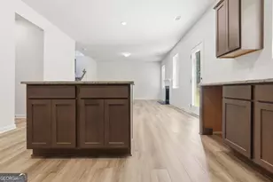 173 Bloomfield Cir, Canton, GA 30114 - Photo 3