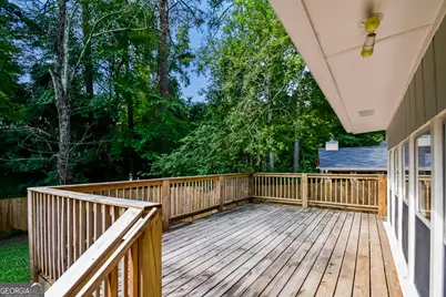 627 Rockborough Drive, Stone Mountain, GA 30083 - Photo 15