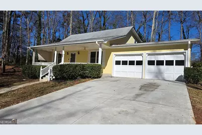 4573 SE North Woodlake Lane, Conyers, GA 30013 - Photo 1