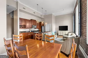 101 Barnard St, Savannah, GA 31401 - Photo 13