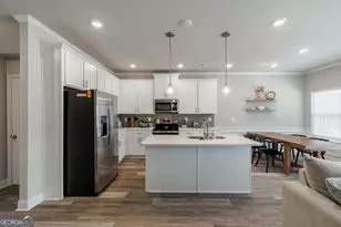 5545 Rockfern Dr, Lilburn, GA 30047 - Photo 9