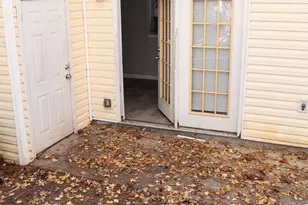 1695 Camden Forrest Way, Riverdale, GA 30296 - Photo 35