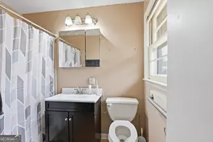 820 Collier Rd, Toccoa, GA 30577 - Photo 9