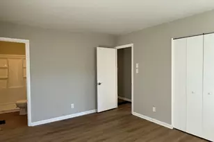 10747 Thrasher Rd, Jonesboro, GA 30238 - Photo 9