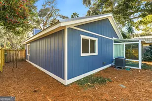 204 Pine St, Saint Simons, GA 31522 - Photo 31