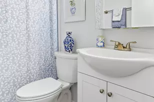 204 Pine St, Saint Simons, GA 31522 - Photo 19