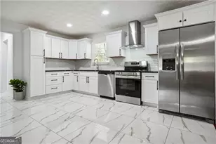 3970 Scott Dr, Forest Park, GA 30297 - Photo 5