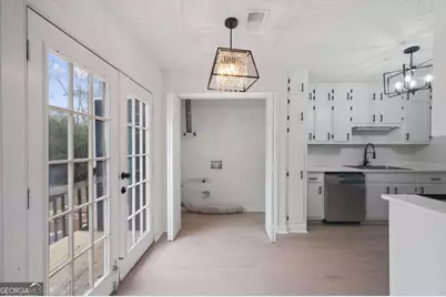 2814 Woodhollow Lane, Jonesboro, GA 30236 - Photo 9