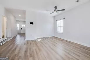 872 Grayson Ave, Hinesville, GA 31313 - Photo 3